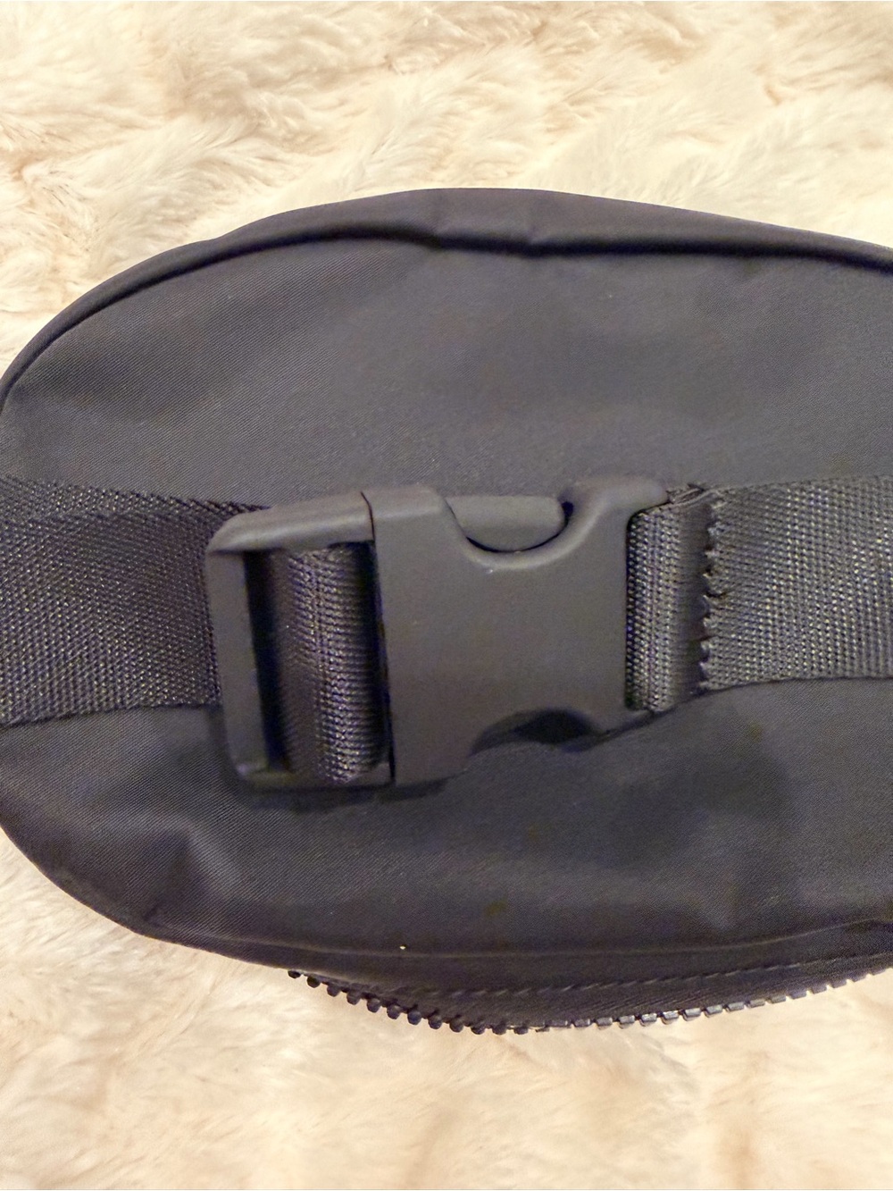 lululemon athletica Black Zip Pouch - Picture 5 of 8
